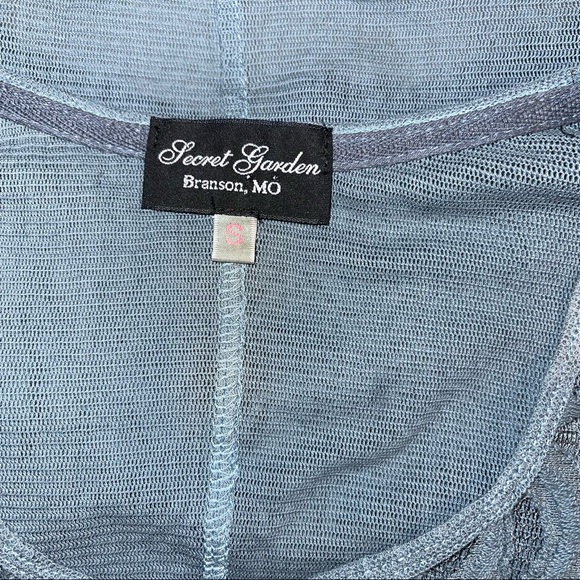 Secret Garden Lace Top - Picture 9 of 9